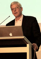 http://m.ruvr.ru/2012/10/01/1288499761/220px-Wikileaks_Spokesperson_Kristinn_Hr..ank,_Brisbane,_Australia_110623.jpg